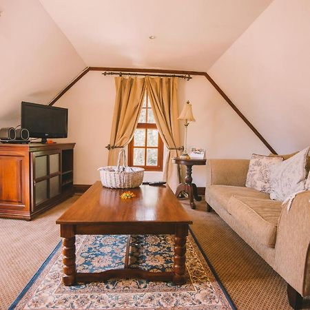 Отель The Manor At Ngorongoro Аруша Экстерьер фото