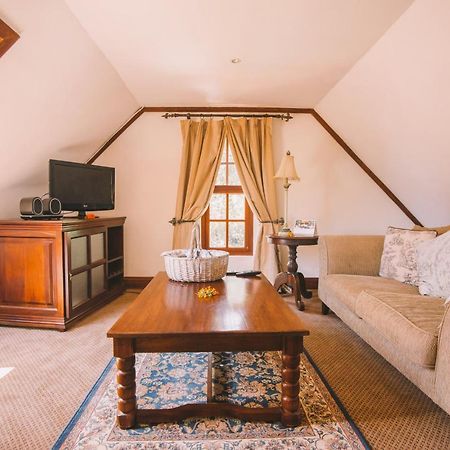 Отель The Manor At Ngorongoro Аруша Экстерьер фото