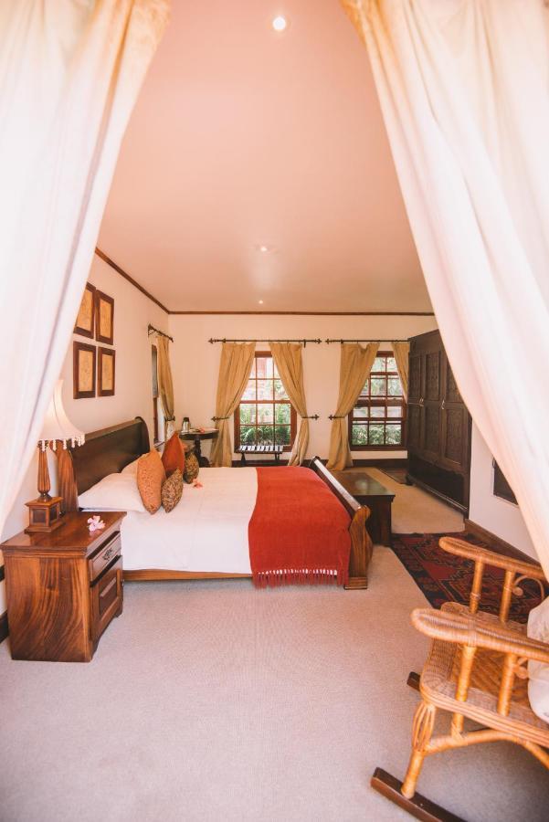 Отель The Manor At Ngorongoro Аруша Экстерьер фото